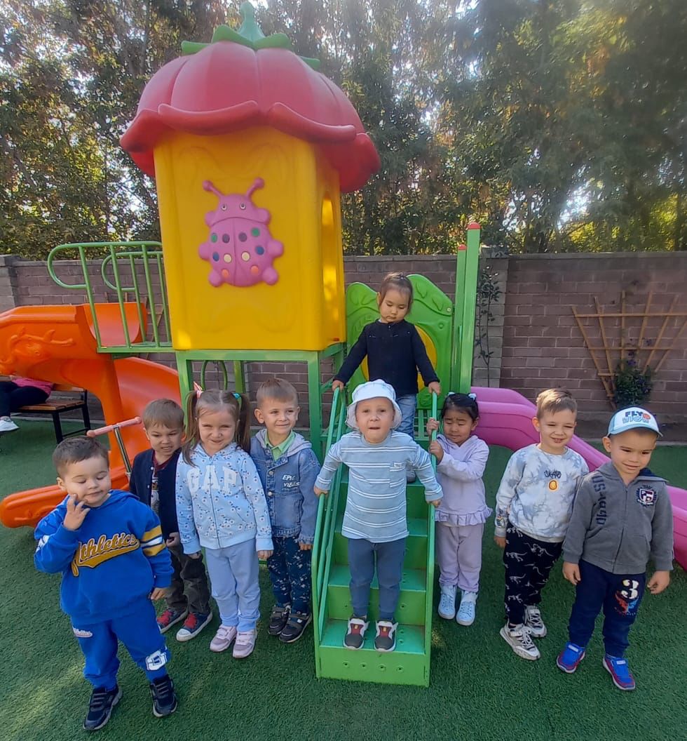 Моменты из жизни Mega Kids Chubary (9)